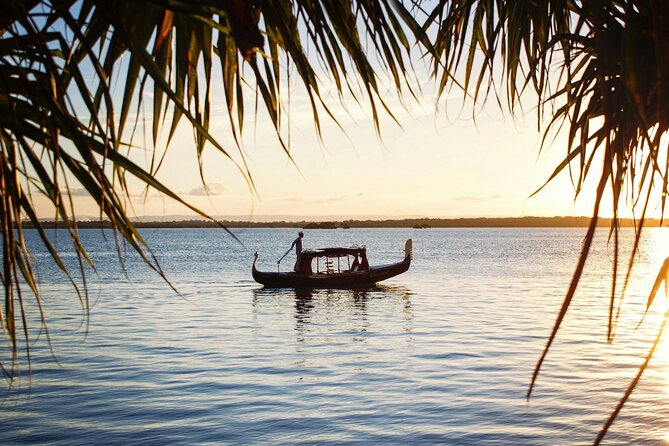 1 Hour Private Romantic Gondola Cruises in Banksia Beach - The first moments on the water