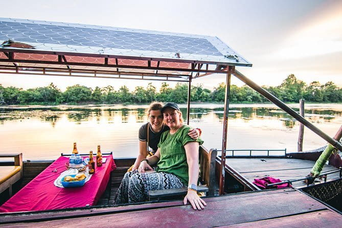 Angkor Sunset & Gondola Ride By Jeep - 2:30 pm pickup and the road through Tapang