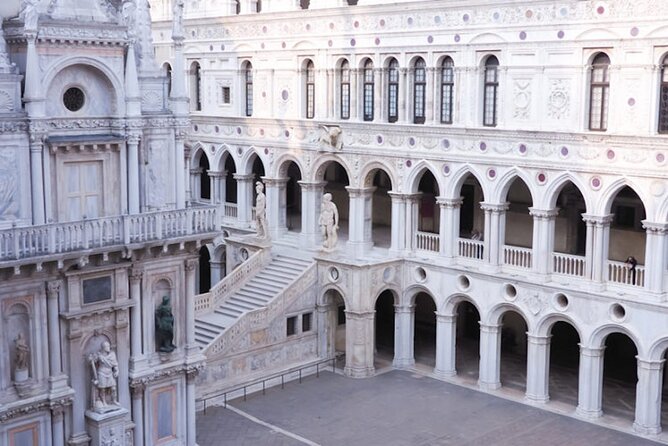 Best of Venice Private Tour: St. Mark's Doge Palace Gondola Ride - Doge’s Palace and the Bridge of Sighs