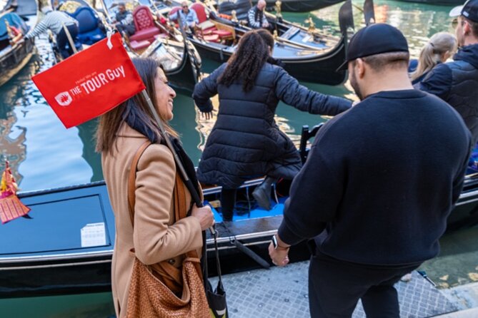 Best Of Venice: Saint Mark's Basilica, Doges Palace with Guide and Gondola Ride - Timing, clothing, and practical details