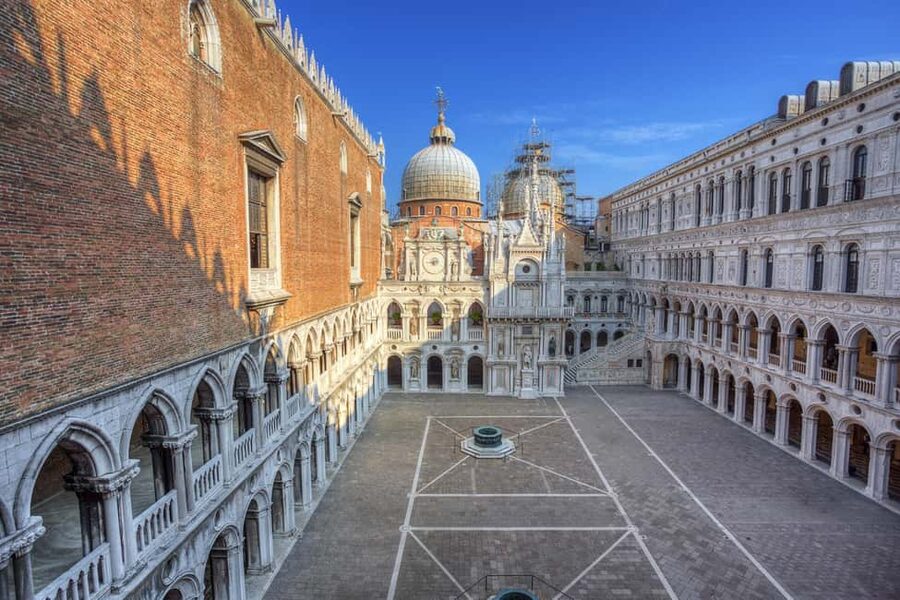 Doge's Palace, St. Mark's & Gondola Ride with Options - Should you book it?