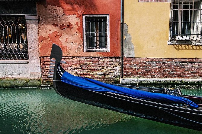 Enchanting Venice: Private Gondola Experience - What this gondola ride is really like