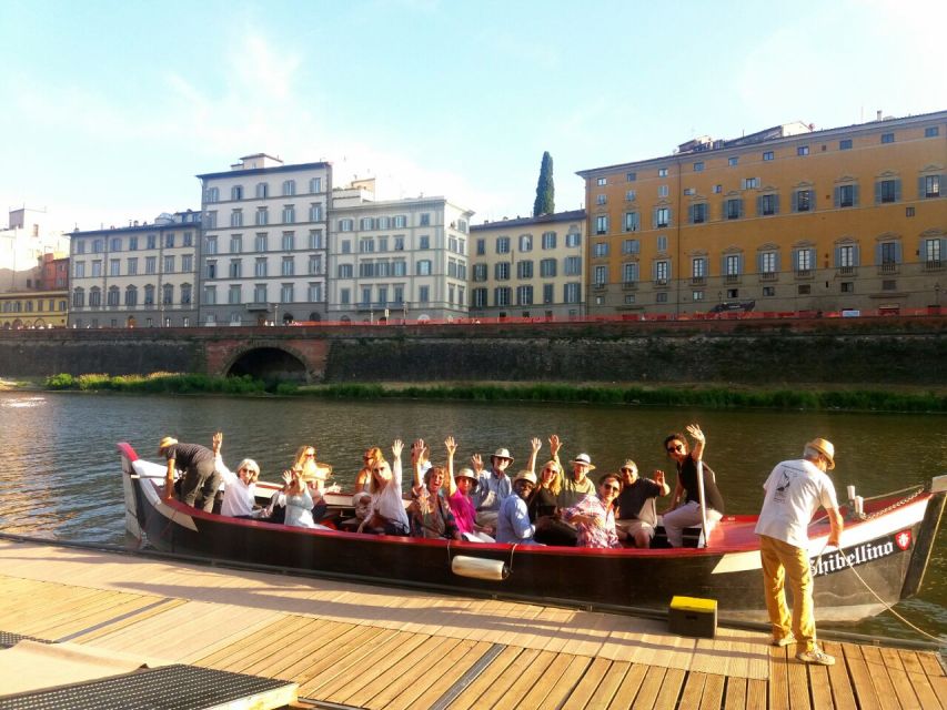 Florence: Guided Gondola Boat Tour with a Glass of Wine - Meeting at Via dei Vagellai