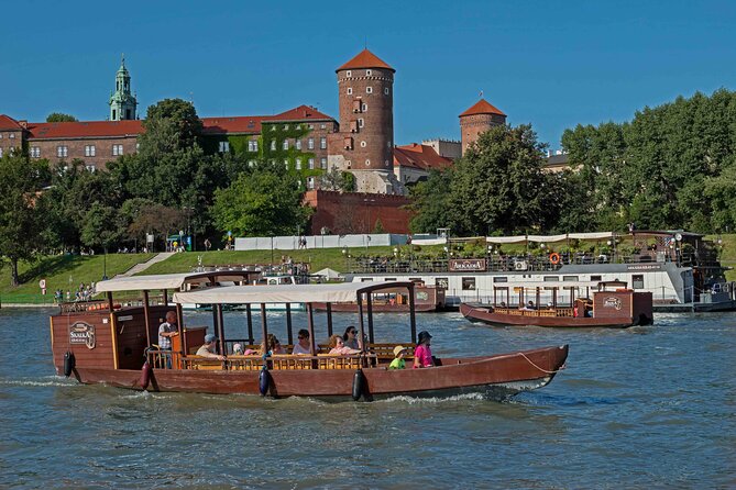 Gondola cruise The Vistula River Krakow private tour up to 12 person - Starting at Aqua Fun near Wawel