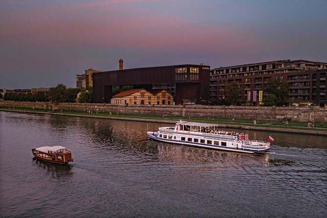 Gondola cruise The Vistula River Krakow private tour up to 12 person - Passing beneath Dębnicki Bridge