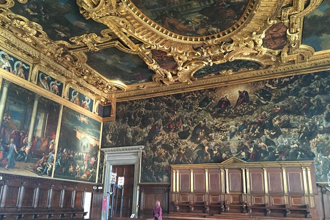 Gondola Ride & Doge's Palace Guided Tour in Venice - Booking, cancellation, and practical details
