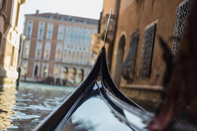 Grand Canal Gondola Experience with Live Commentary™ - Ending with Saint Mark’s Square from the water