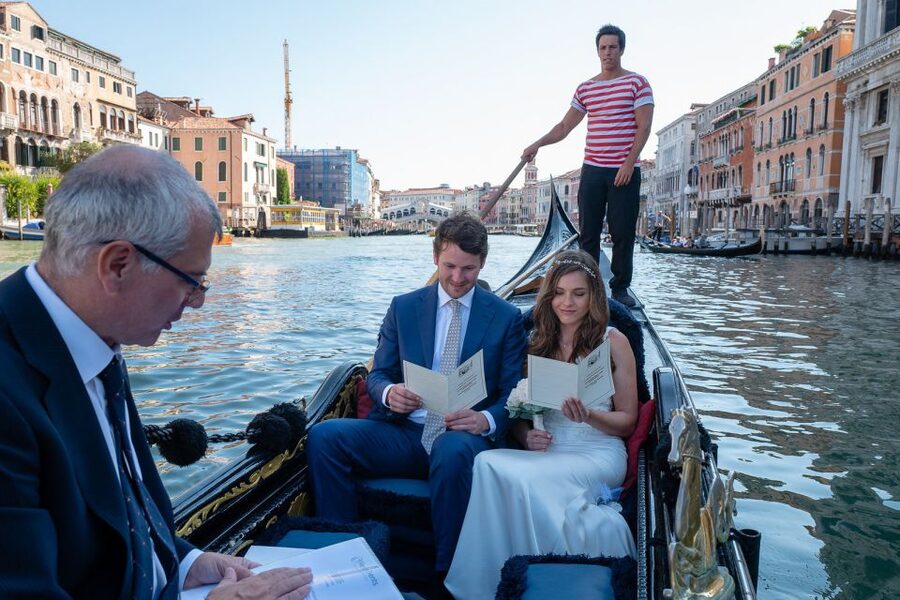 Grand Canal: Renew Your Wedding Vows on a Venetian Gondola - Starting Near St. Mark’s Square