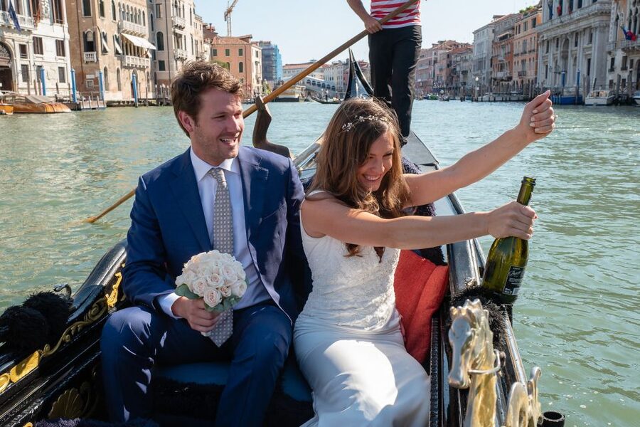 Grand Canal: Renew Your Wedding Vows on a Venetian Gondola - Gliding Along the Grand Canal