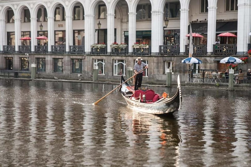 Hamburg Alster Lake romantic Tour in a Real Venetian Gondola - The Alster arcades and their reflections