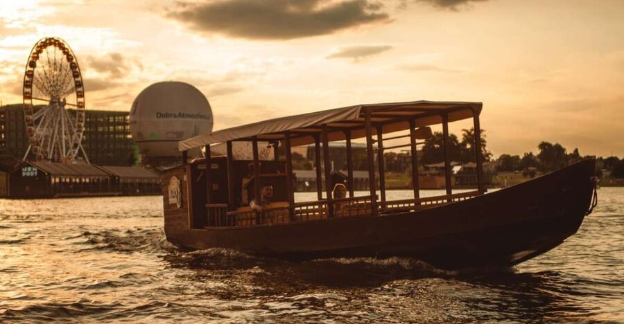 Krakow: Vistula Night Cruise by Gondola w/ Audio Commentary - Why Krakow looks different from the Vistula
