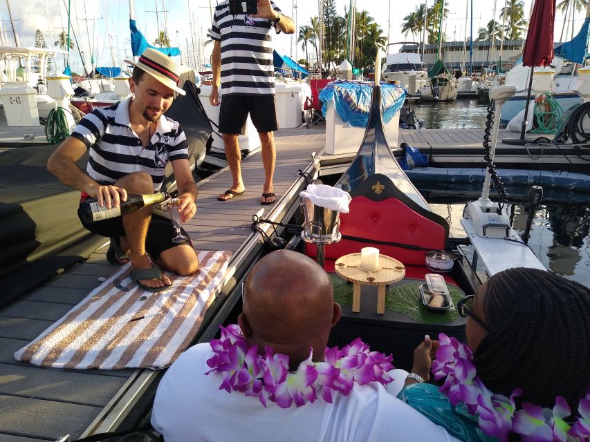Oahu: Luxury Gondola Cruise with Drinks and Pastries - Who will enjoy this most
