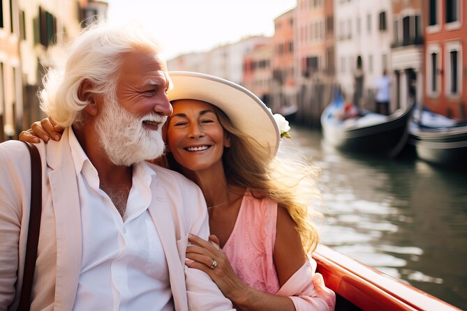 Perfect Private Venice Tour with Gondola Photoshoot - Rialto Bridge explains Venice’s trading past