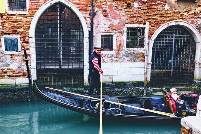Private Gondola Ride in Venice - The Grand Canal and the palace views