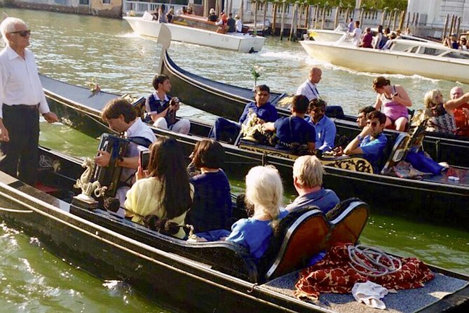Private Gondola Ride with Serenade in Venice - Who will enjoy this experience most?