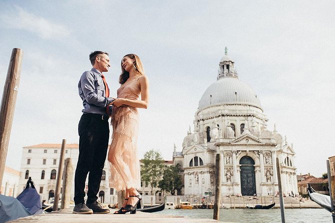 Private Photo Shoot in Venice with Gondola Ride Included - The Rialto Bridge and the Grand Canal
