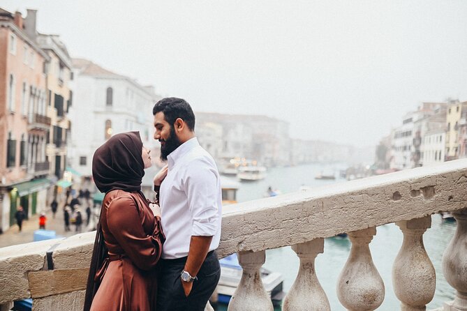 Private Photo Shoot in Venice with Gondola Ride Included - Meeting Enzo in St. Mark’s Square at 8:30 a.m.