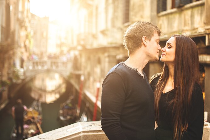 Private Photoshoot on Personal Gondola in Venice - How to make the session work better