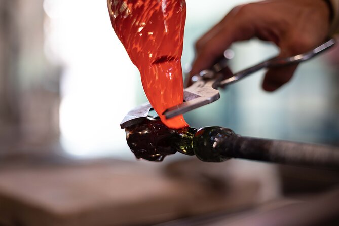 Private Tour: Venice Walk, Gondola, and Private Boat Tour ending on Murano Island with Venetian Lunch and Glass Factory Visit - What the private format really changes
