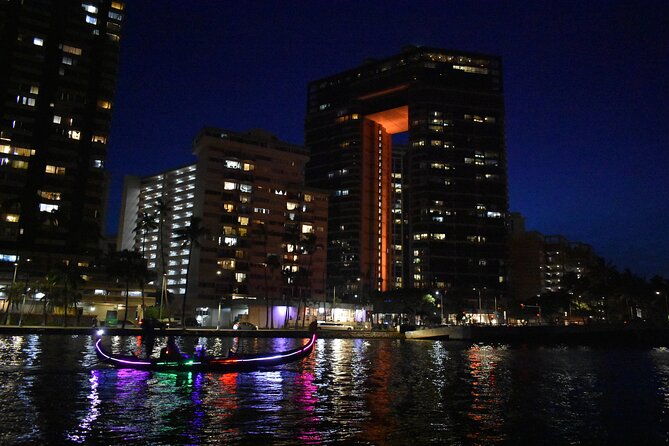 Private Valentine's cruise on a Gondola in waikiki - Who will enjoy this most