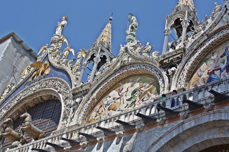 Private Venice Walking Tour and Gondola Ride - Is $262.82 Per Person a Good Value?