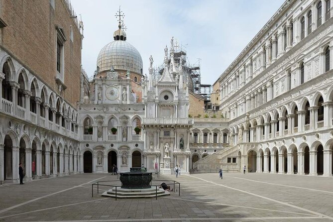 Public tour: Doge's Palace with St. Mark's Basilica & Gondolas - Is $167.62 good value?
