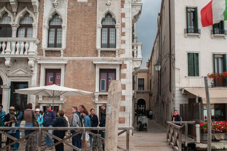 Secret Venice & Gondola Tour - San Fantin Church and the calm side of Venice