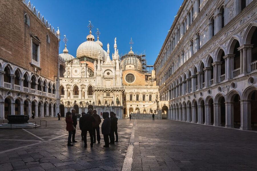 Tour of Doge's Palace and Gondola Ride - The three-hour gap between palace and gondola