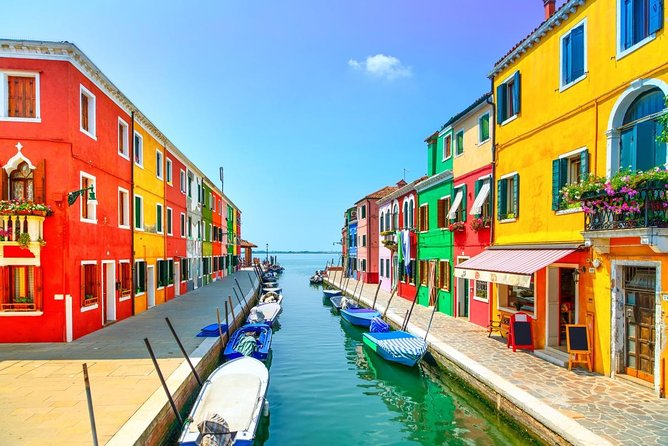 Unusual Venice Walking Tour through Rialto & Gondola Experience - Key points at a glance
