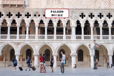 Unusual Venice Walking Tour through Rialto & Gondola Experience