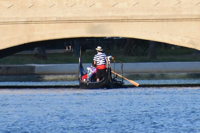 Valentine's Venetian Gondola Cruise in Waikiki - Diamond Head, skyline views, and changing light
