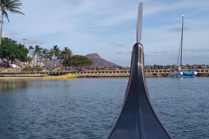 Valentine's Waikiki Gondola Cruise - The extras that come with the longer cruises
