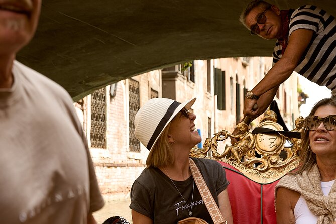 Venice Art Walking Tour with Gondola Ride - Inside Doge’s Palace, Venice’s grand political stage