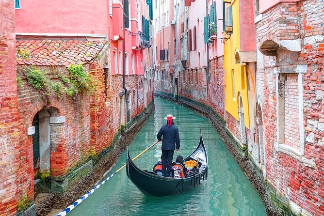 Venice Classic Gondola Ride Along Grand Canal and Hidden Corners - Ca’ Dario and Venice’s darker stories