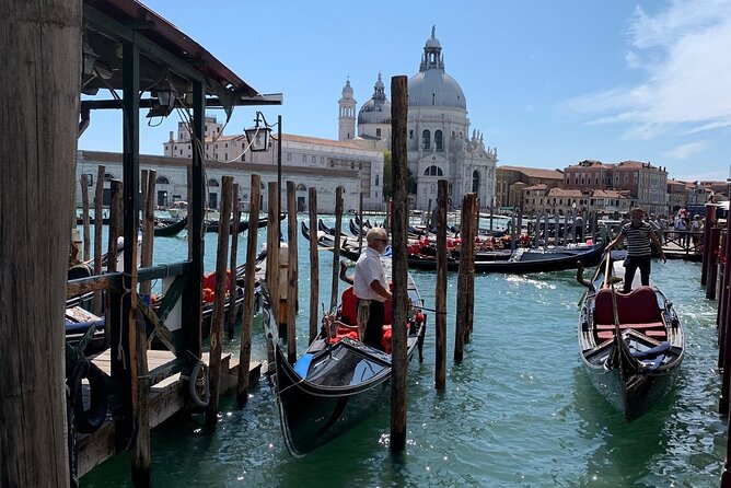 Venice Classic Gondola Ride Along Grand Canal and Hidden Corners - La Fenice and quieter canals