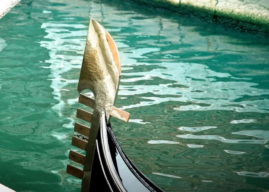 Venice: Crafted Gondola Under Breathtaking Bridge of Sighs™ - What you see along the six listed stops