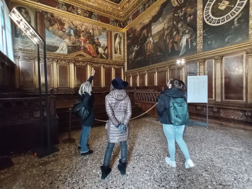 Venice: Doge's Palace Guided Tour with Optional Gondola Ride - Meeting at St. Mark’s Square