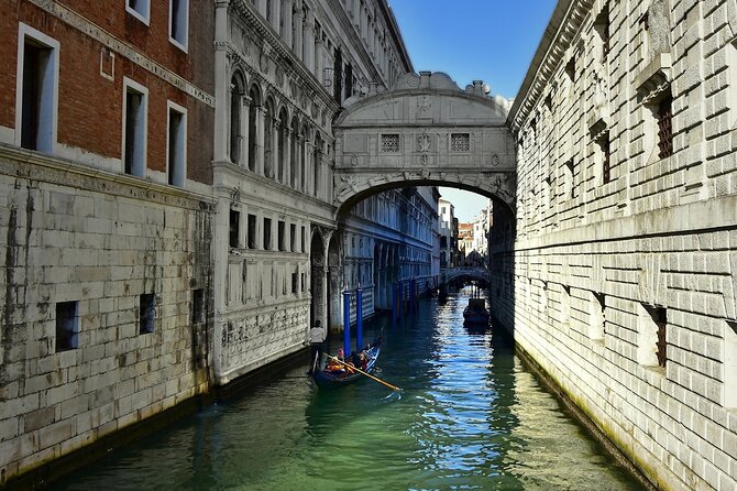 Venice: Doge's Palace Guided Tour With Tickets & Optional Gondola - Inside Doge’s Palace for about 90 minutes