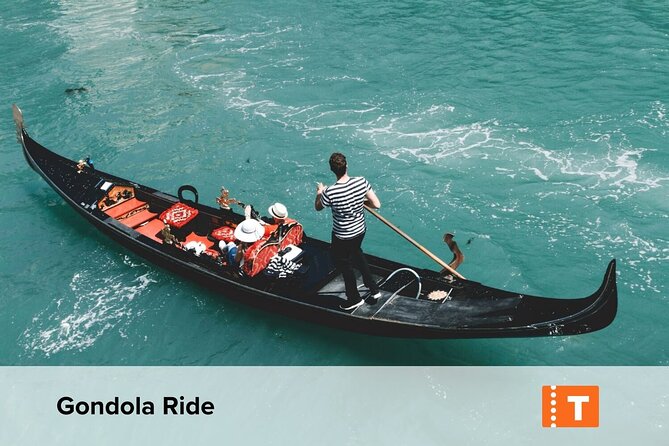 Venice Explorer Pass: Gondolas, Museums & Island Tours - A shared gondola ride through Venice