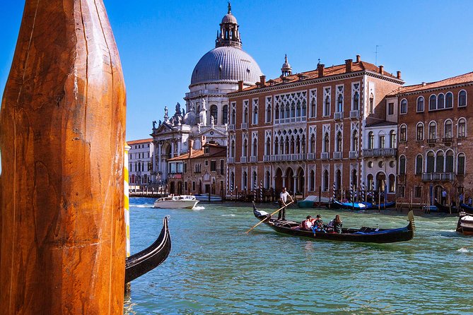 Venice Gondola Experience - Who Will Enjoy This Ride Most