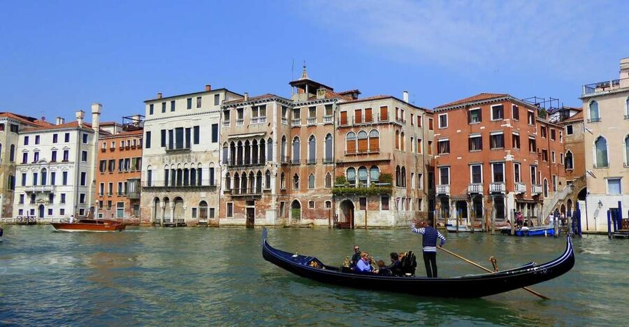Venice: Gondola Ride and St Mark's Basilica - The basilica’s details are worth your attention