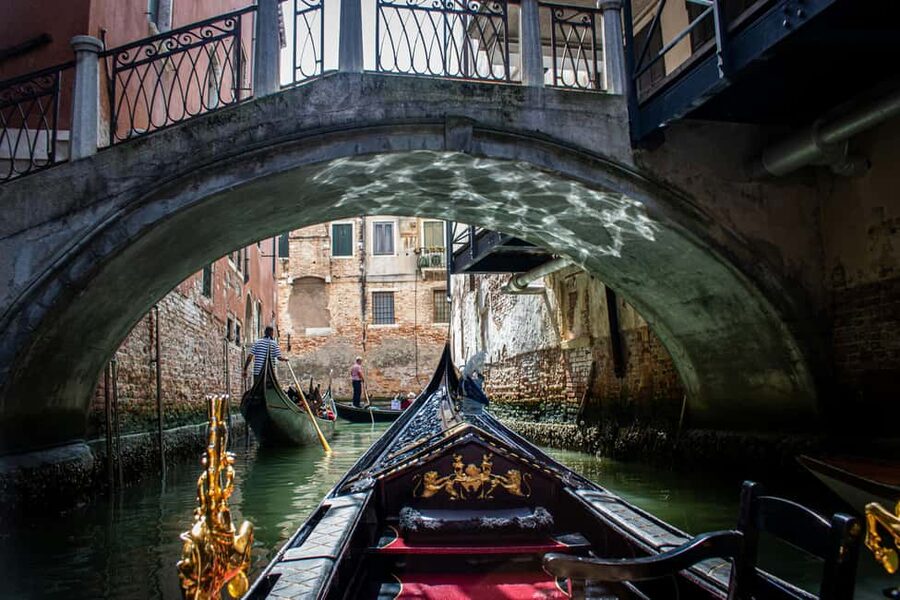 Venice: Gondola Ride under the Bridge of Sighs with Audio Guide App - The Walk to Piazza San Marco Adds Useful Context