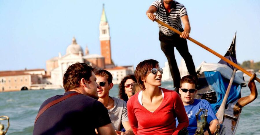 Venice: Gondola Ride with Live Guide or Audio Guide - Starting beside the Grand Canal at Madonna della Salute