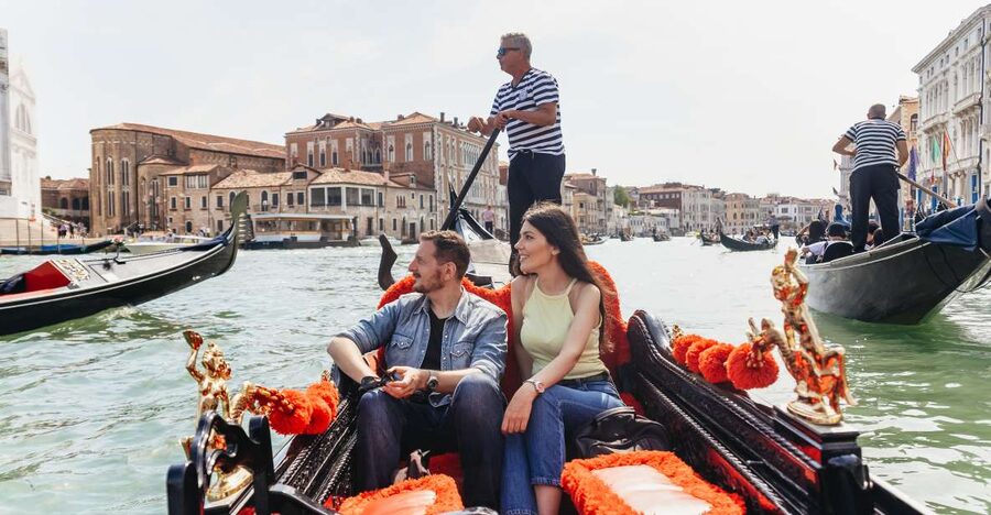 Venice: Grand Canal Gondola Ride with App Commentary - Starting near St. Mark’s Square