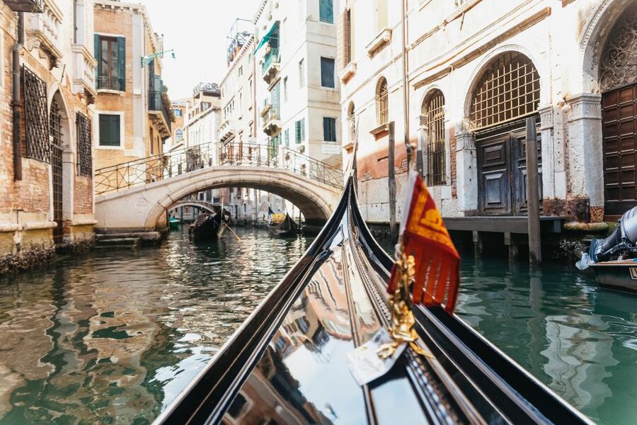 Venice: Grand Canal Gondola Ride with App Commentary - What the $41 price really buys you