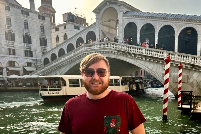 Venice in A Day: St Mark's Basilica, Doge's Palace & Gondola Ride - Two hours inside Doge’s Palace