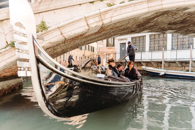 Venice In a Day: St Mark's, Doges Palace Gondola Ride & City Tour - Starting at Rialto before Venice wakes up