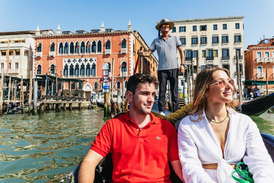 Venice: Private Crafted Gondola Ride Along Grand Canal - Key points to know before booking