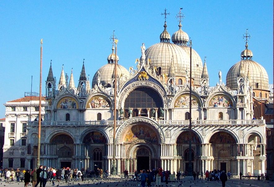 Venice: Private Evening Stroll with Gondola Ride - Who should book this evening stroll