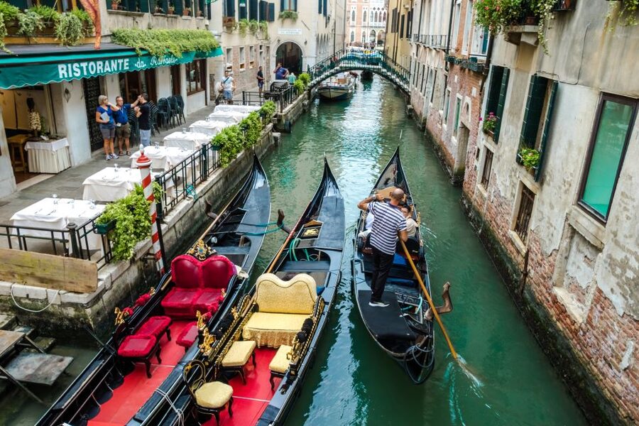Venice: Private Gondola Ride - Best time to choose